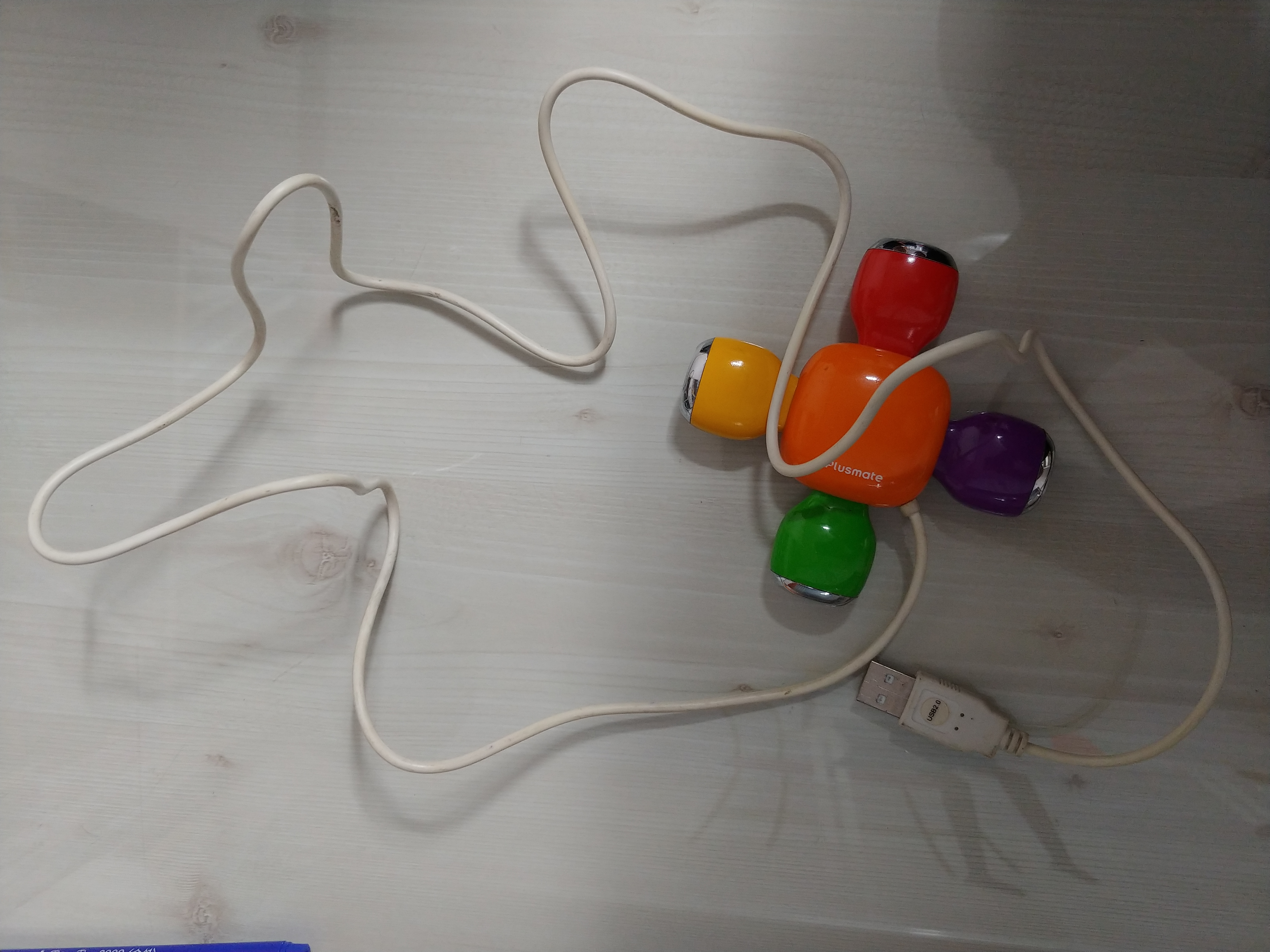 USB 케이블  잘 쓰겠습니다.