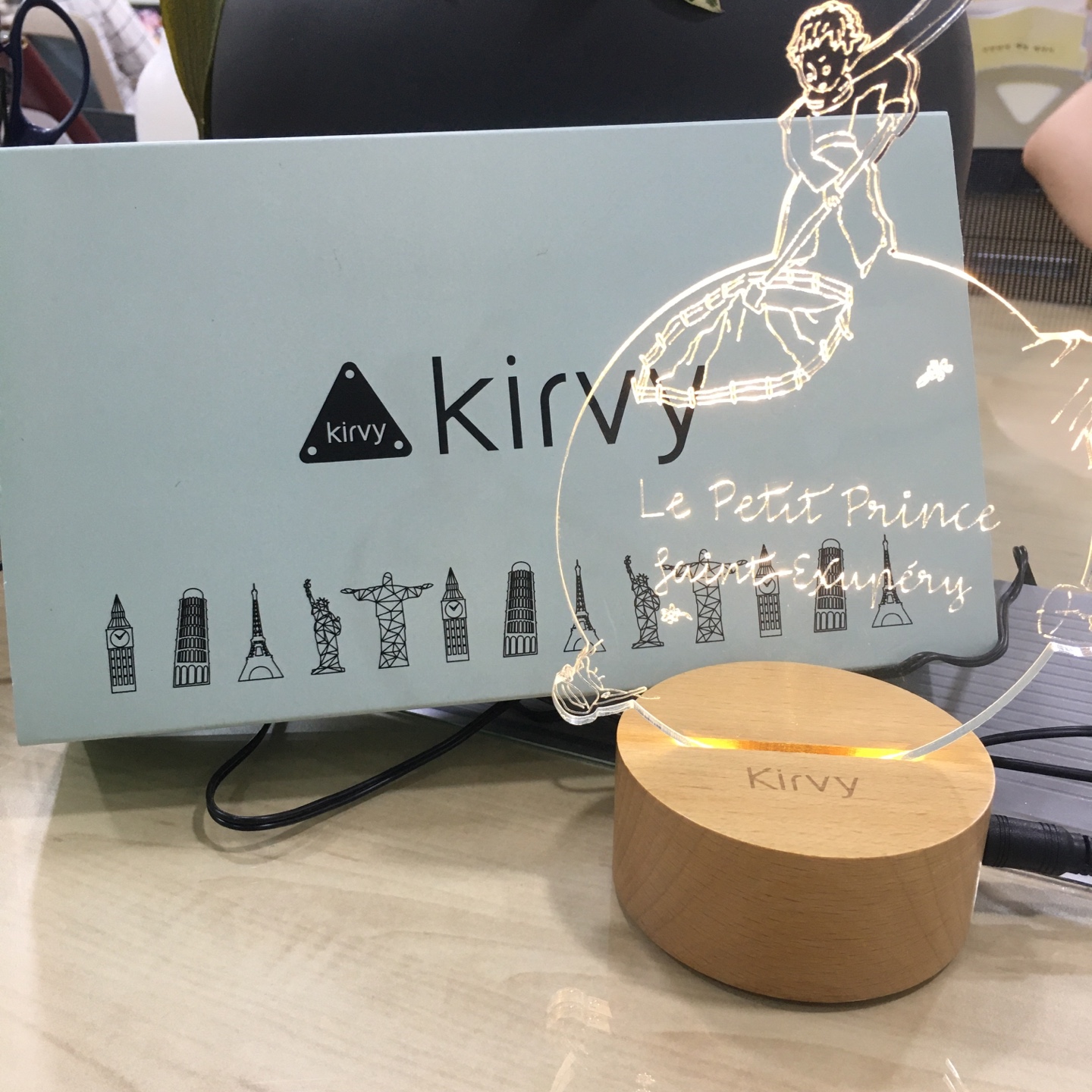 무드등 나눔 받았습니다! 상태가 너무 좋아요!